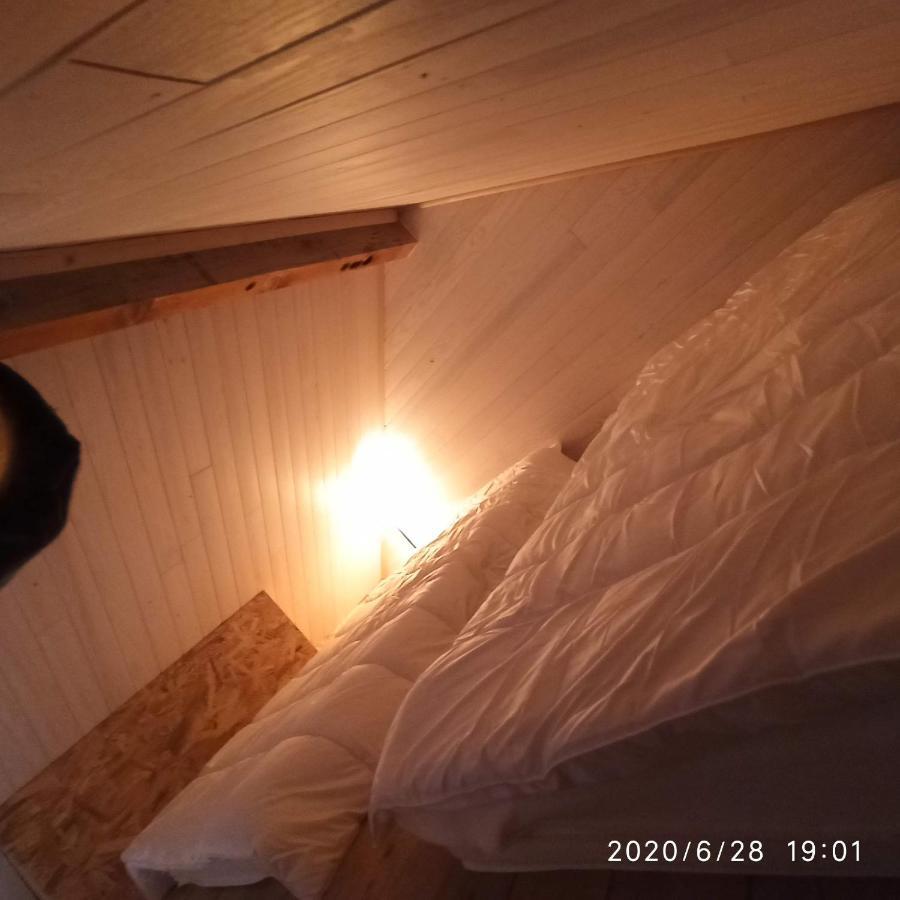 Une Tiny House A Decouvrir Au Coeur De La Cite ! Контрексвиль Экстерьер фото