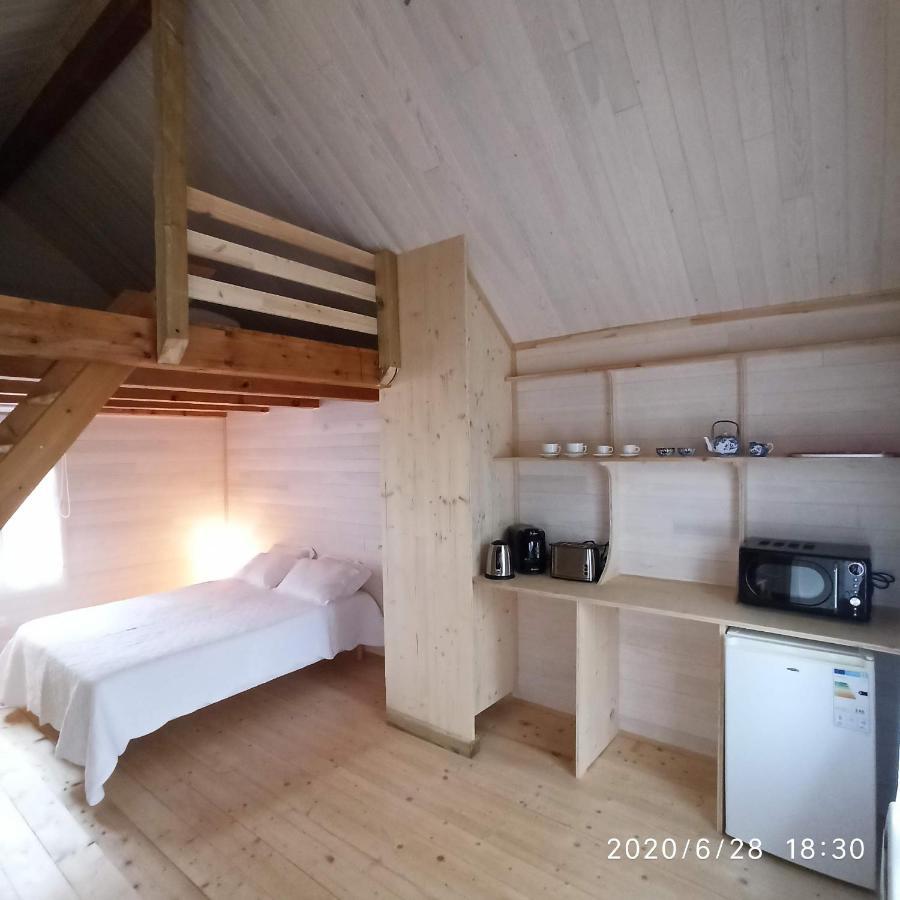 Une Tiny House A Decouvrir Au Coeur De La Cite ! Контрексвиль Экстерьер фото