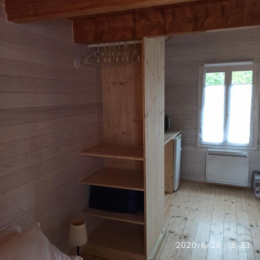Une Tiny House A Decouvrir Au Coeur De La Cite ! Контрексвиль Экстерьер фото