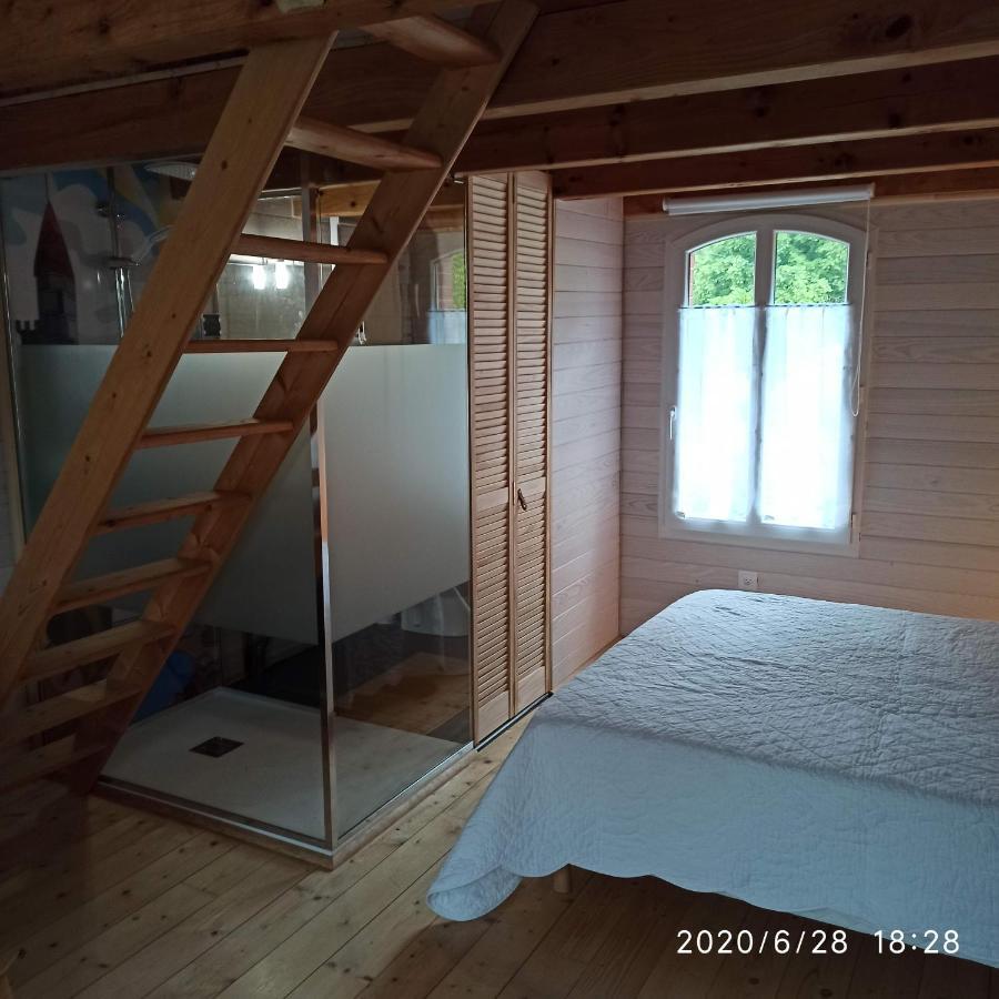Une Tiny House A Decouvrir Au Coeur De La Cite ! Контрексвиль Экстерьер фото